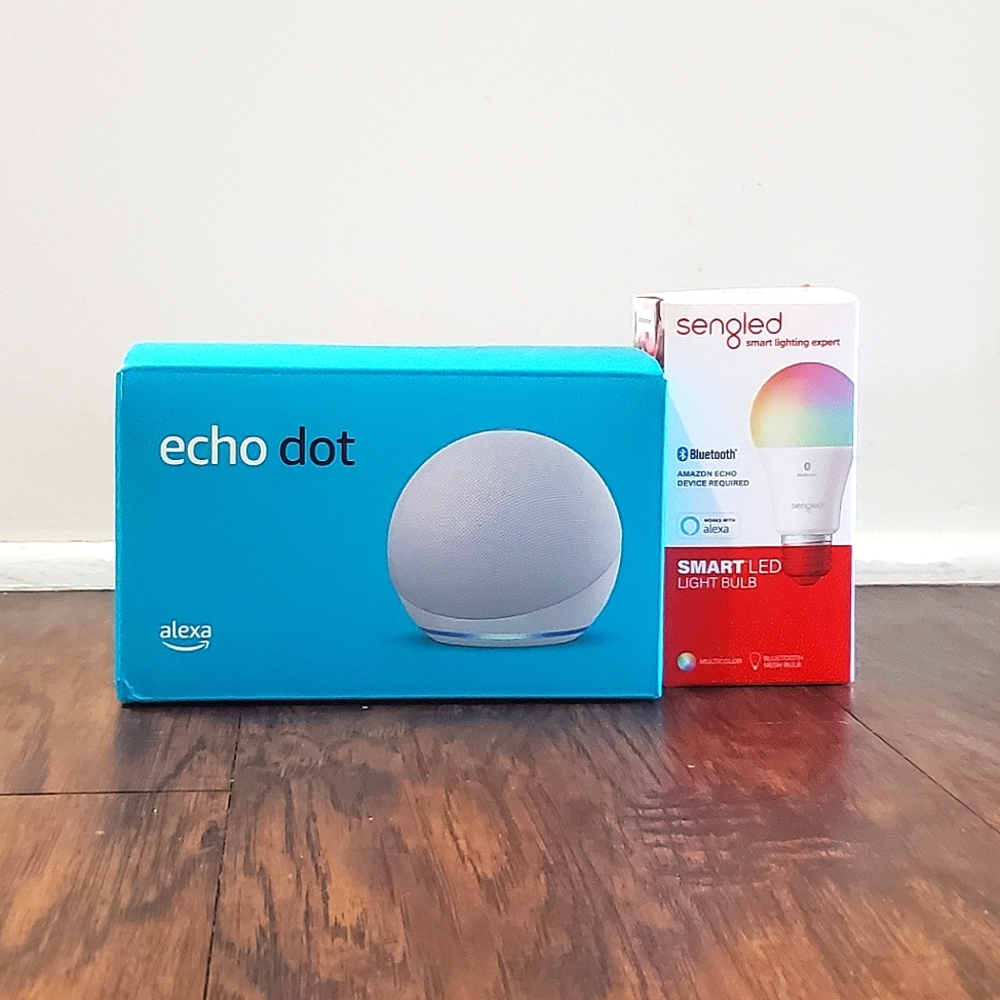 Alexa Echo Dot (4th Gen) with New Smart Bluetooth Color Bulb